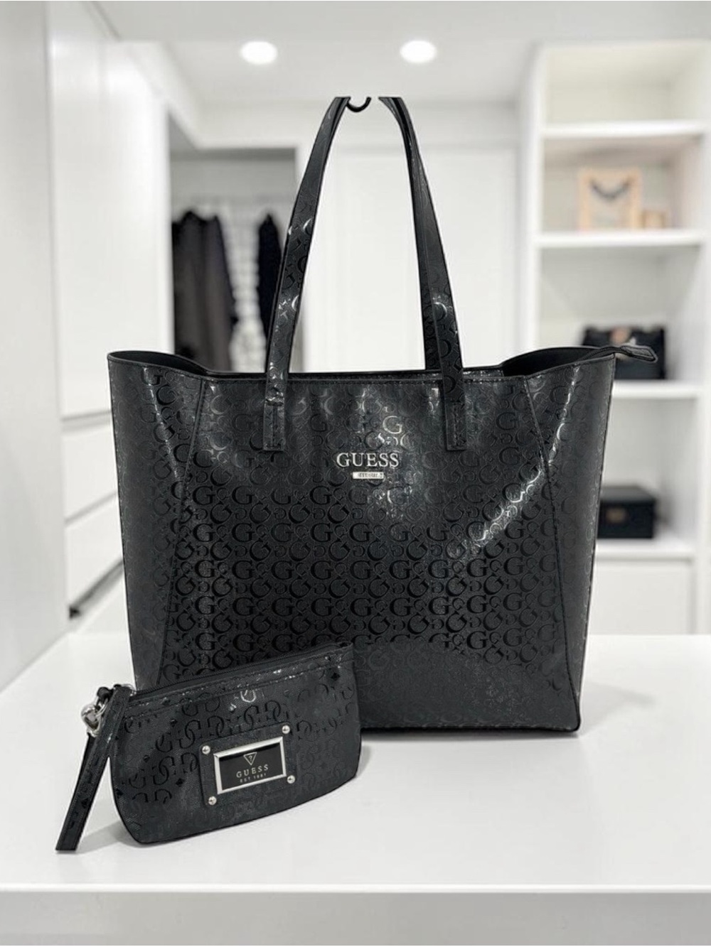 Guess Large Tote Bag and Matching Wristlet Travel Professional